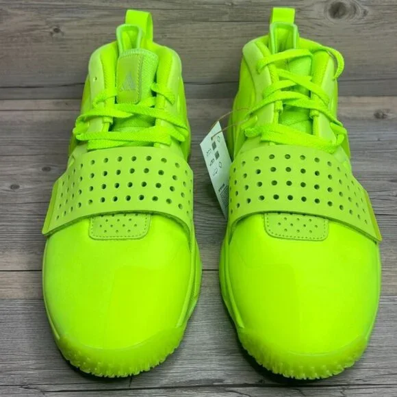 Adidas Dame 8 Extply C. Brand New. Kids Size: 11K - 1Y - Picture 2 of 7